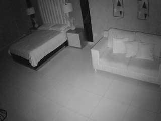 voyeurcam-casa-salsa-bedroom-14