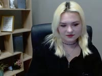 SweetLily here ;)A lollipop between my lips, a few tattoos, blonde hair and brown eyes — that’s me.Music, dance, cooking, and anime are just some of my passions.I’m into K-pop and alt-pop, always chasing the right vibe.I love traveling — there are still so many beautiful places waiting for me.Sometimes I write short stories… maybe I’ll share one someday. And you?In my free time, I create beaded jewelry — it relaxes me and lets my creativity flow.