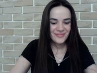 I am a sweet, open and sociable girl who loves to have fun and remember it forever.