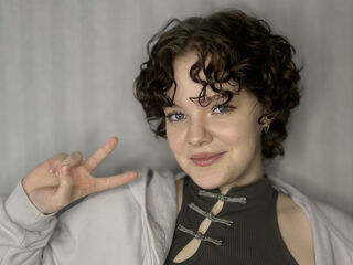 camslut spreading pussy AmmelyFerret