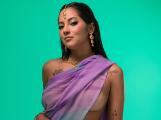 masturbating AnoukChopra