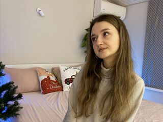 naughty camgirl CyrenaLuxe