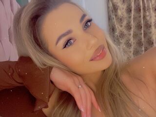 fingering cam slut IvyThompson