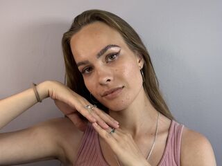 chatroom webcam pic JerilynMominee