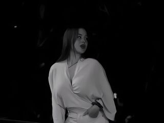 camgirl showing pussy KristiGroune