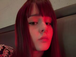 chatroom webcam picture MaeveLith