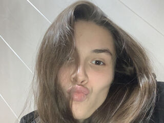 shower MarissaFitzen