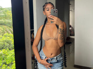 sexy cam girl picture CarolineCartson