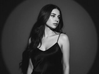 erotic webcam CharlaDaponte