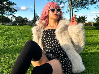 squirting girl sex show SaskiaVellour