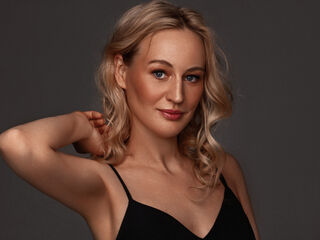 jasmin webcam model AbeyAmaze