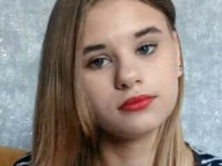 naughty camgirl picture AlannaColdivar