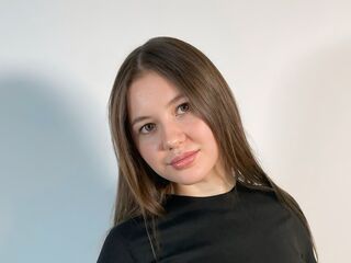 camwhore masturbating with sextoy AlissaSpilman