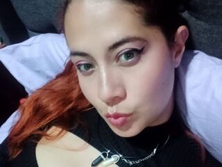 camgirl playing with vibrator AlysonJhones