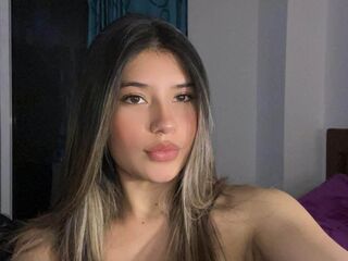 bedroom livesex AmberEdge