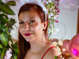 naughty camgirl masturbating AmberRousee