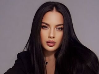 girl shaving pussy AmiraSunshine