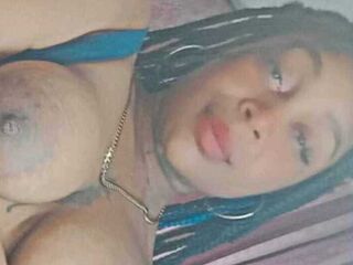 fingering webcamgirl picture AndyCrux