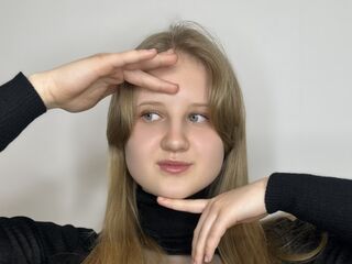 camgirl playing with sextoy ArmindaMerry