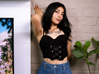 nude web cam BrunnetAlba