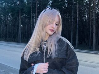 nude cam girl photo ClarineTimson
