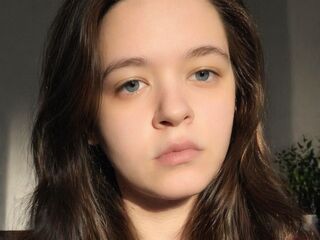 hot strip tease webcam CorneliaAdling