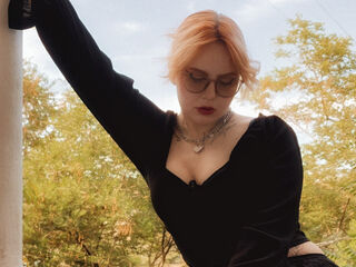 sexy cam girl DarnellSehorn