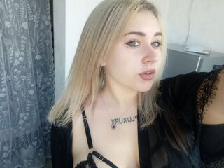 naughty camwhore DinahSalimas