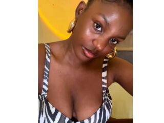 hot sex webcam EleanorVee
