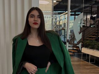 naked camgirl masturbating ElgaTrue