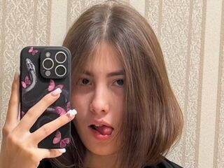 fingering webcamgirl picture EllieLenon