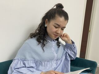 free webcam EllyJames