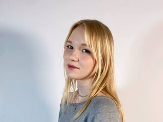 free adult cam picture ElmaKinnunen