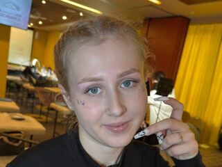 sexy live cam girl EmelinaKrider