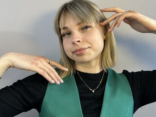 livecam picture EmelineBurrough