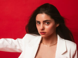 sexy camgirl EmiliMua