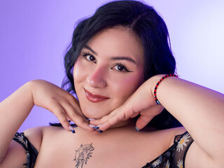 hot strip tease webcam EmmaValmont