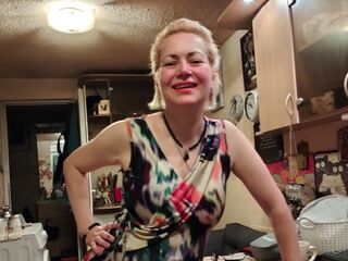 camslut webcam video ErwinaAmethist