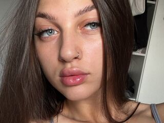 naughty camgirl masturbating with vibrator FionaHey