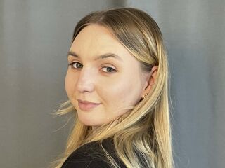 adult chat room FloraBrenden