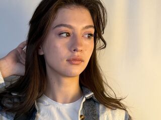 naughty camwhore HermilaKegerries