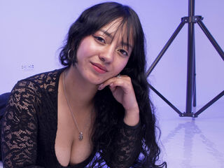 live webcam model IsabellaBot