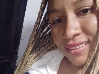 bedroom cam IsisRusso