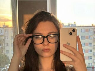 cam girl masturbating with vibrator JaquelynKonkel