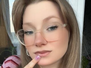 camslut spreading pussy JenelleDurepo