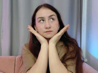 girl topless KattrinGolden