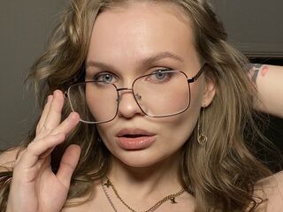 chatrubate cam girl picture KattyWests