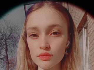 fingering camslut KendalSommella