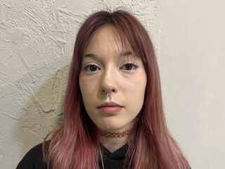 chat room photo LaraWils