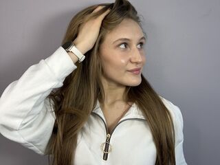 webcam chat room LatrinaBrounson